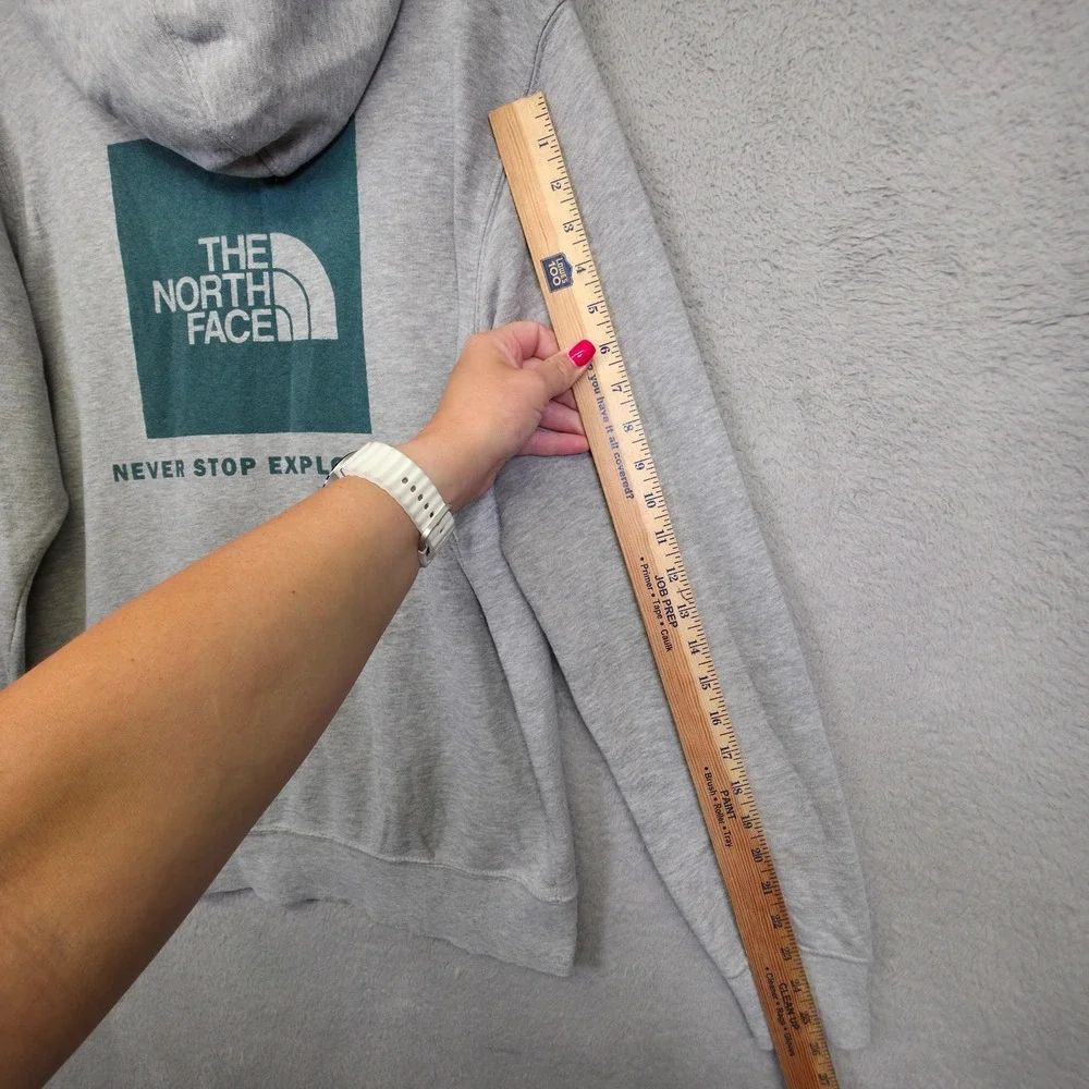 The North Face Hoodie Mens‎ M Gray Logo Graphics Athleisure Sweatshirt Thrashed